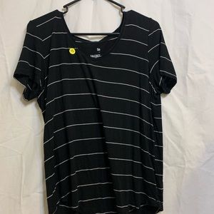 black and white short sleeve